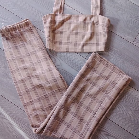 Blush two piece set - Picture 2 of 2